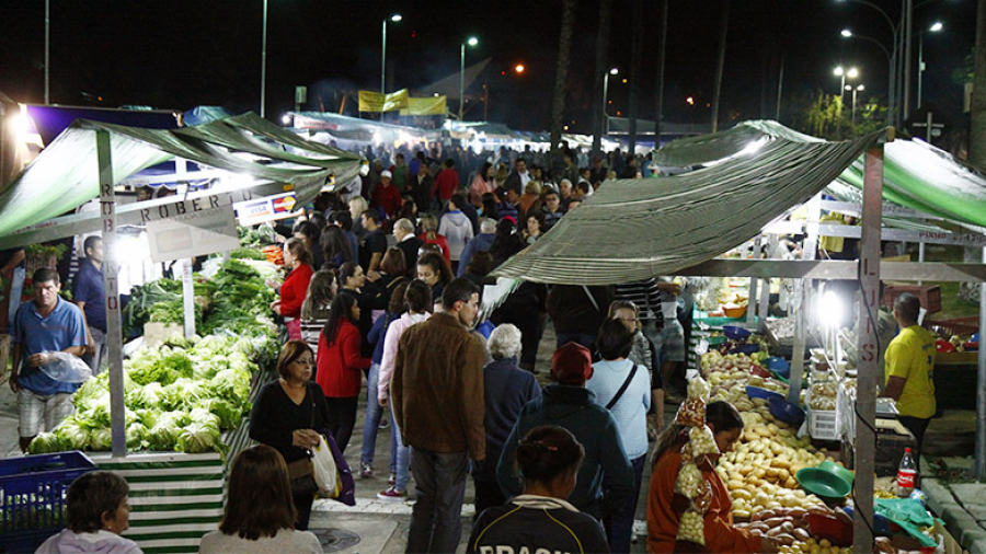 Feira Noturna do Jardim Silveira tem novo endereço e mudanças no trânsito