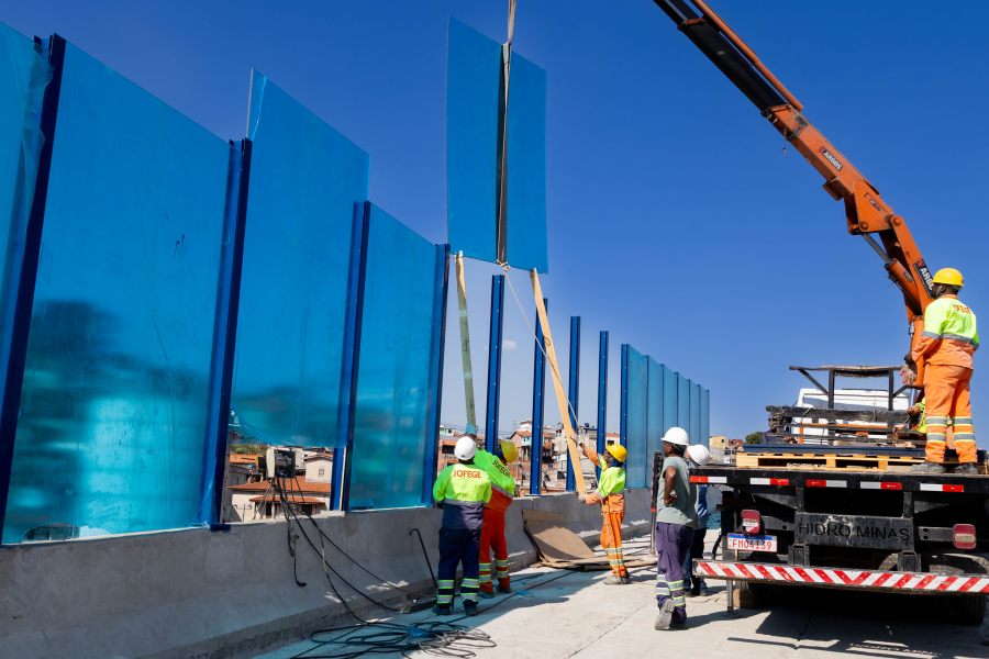Novo Viaduto de Itapevi recebe barreira acústica e melhora conforto no PS Central