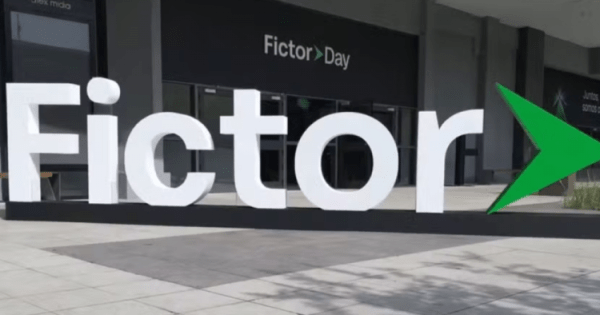 Palmeiras rescinde contrato com a Fictor após grupo pedir recuperação judicial